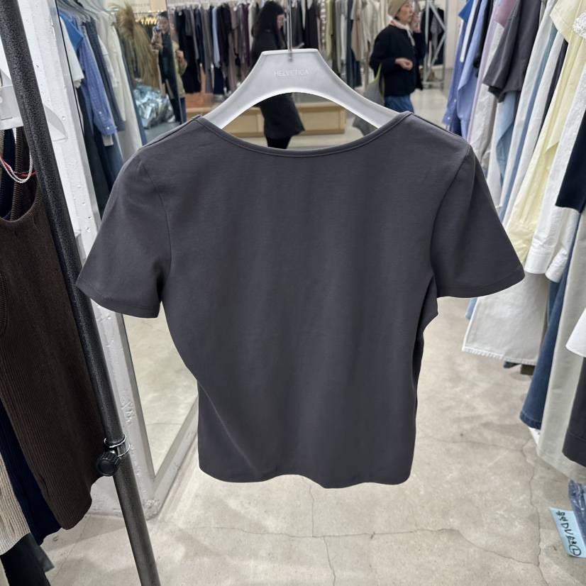 HELVETICA韓國直郵實拍女士新款休閑人氣職業26春夏熱賣T恤HELVETICAT恤