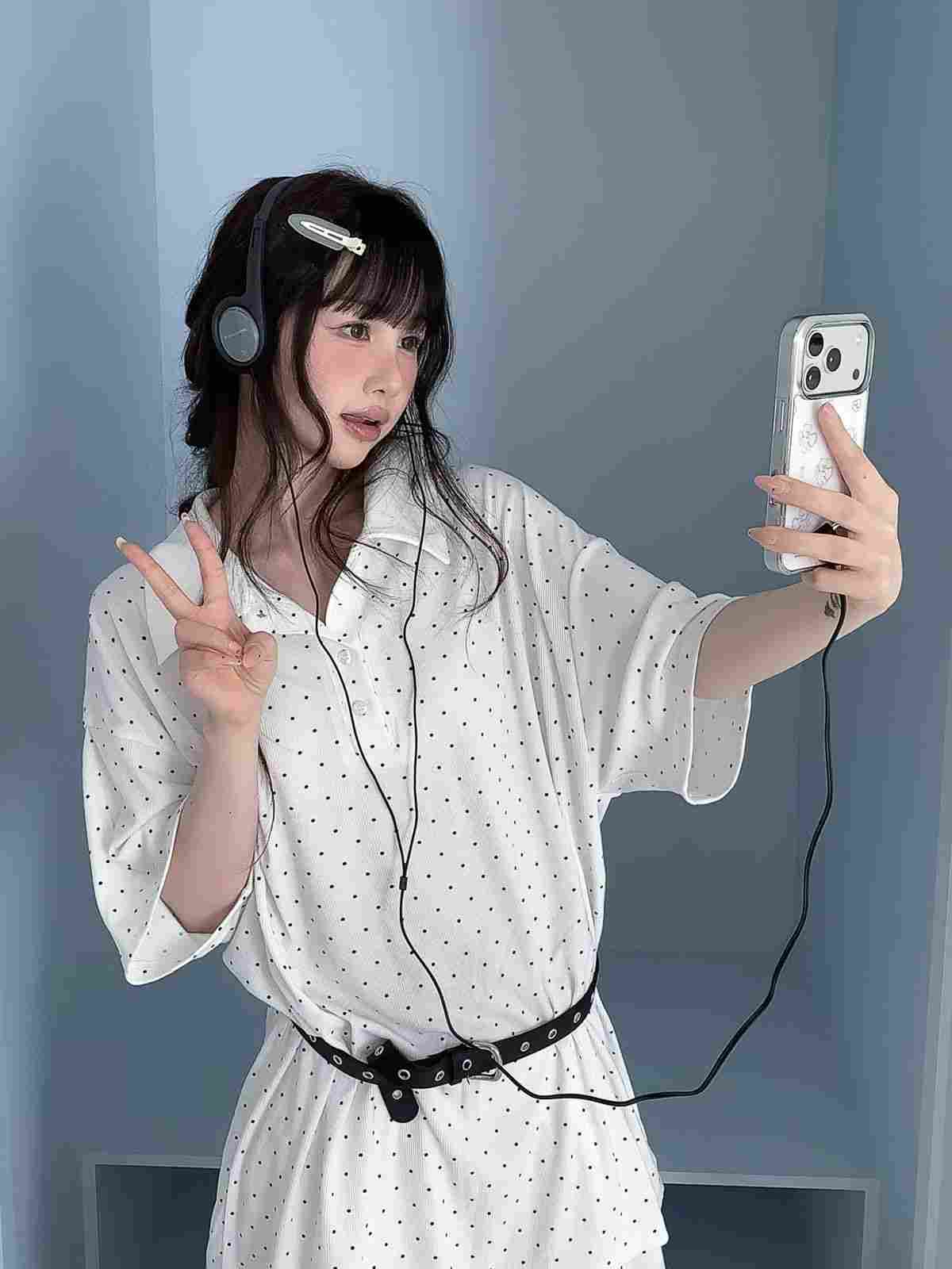 PEETS韓國直郵女裝新款推薦職業休閑26春夏熱賣T恤不含腰帶PEETST恤