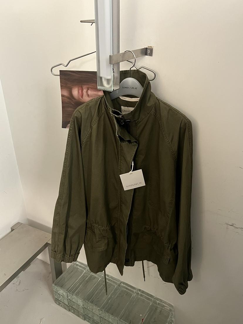 LONDON FLAT韓國代購女裝新品時尚職業人氣推薦休閑夾克LONDON FLAT夾克