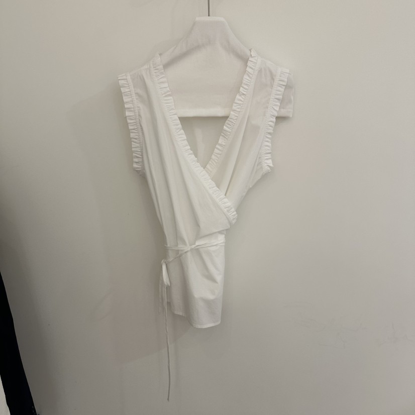 OVERTAKE韓國代購女士新品人氣職業時尚推薦26春夏吊帶背心OVERTAKE吊帶/背心