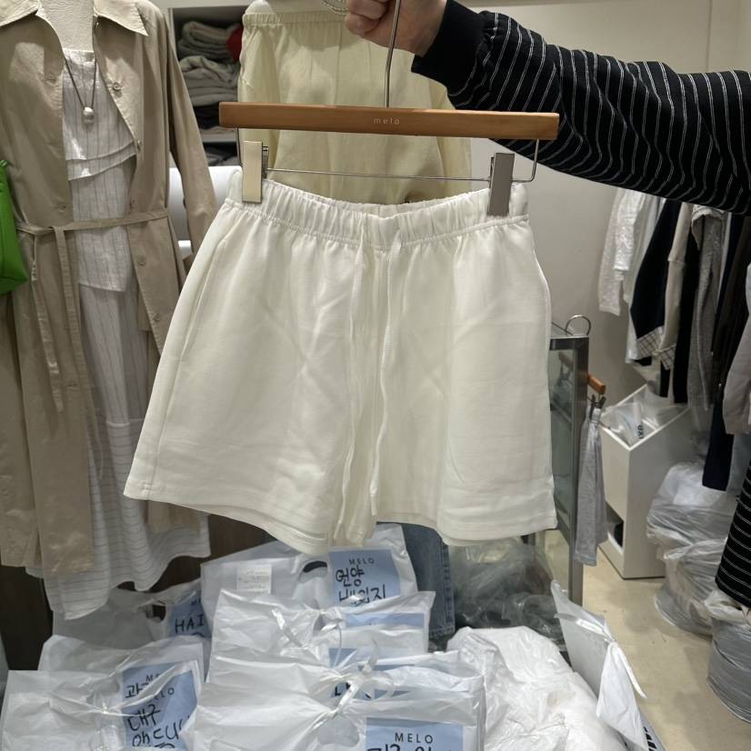 MELO韓國直郵女裝新款職業推薦26春夏熱賣人氣休閑時尚短褲MELO短褲
