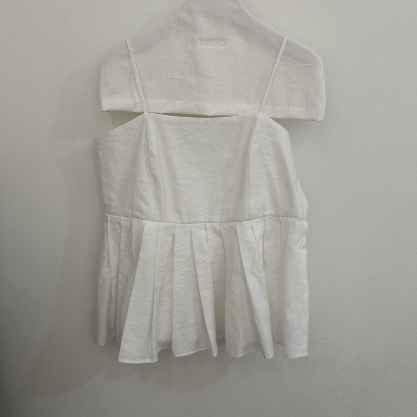 OVERTAKE韓國代購女裝新品26春夏推薦時尚職業吊帶背心褶裥OVERTAKE吊帶/背心