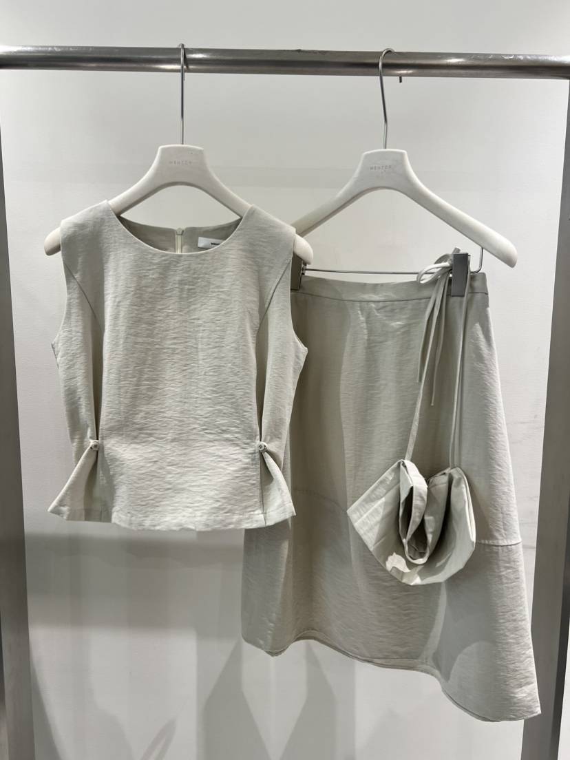 MENTOR韓國直郵實拍女裝新款熱賣休閑時尚人氣26春夏套裝MENTOR套裝