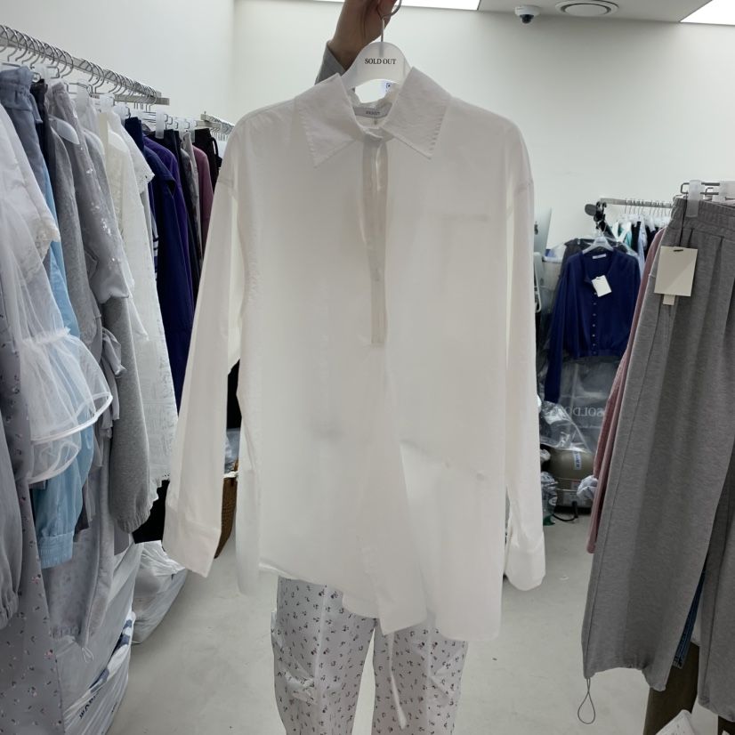 SOLD OUT韓國直郵女裝新款時尚職業26春夏真品襯衫蕾絲衫SOLD OUT襯衫/蕾絲衫