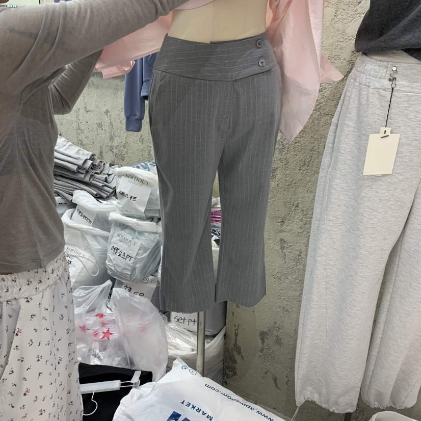 SOLD OUT韓國直郵女裝新品休閑職業26春夏人氣真品推薦短褲SOLD OUT短褲