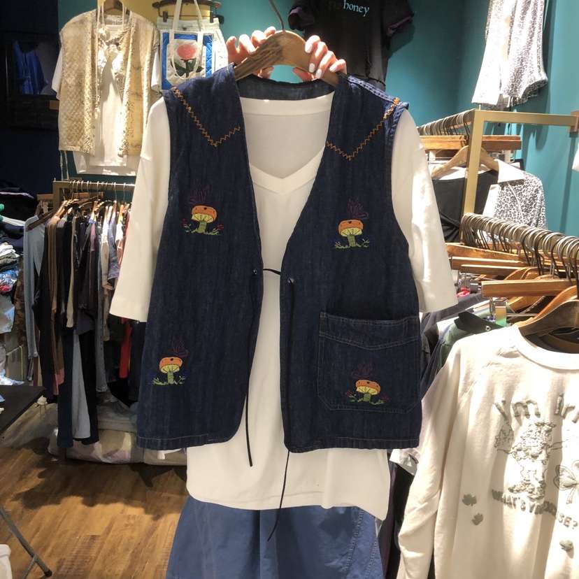 MERCI LINDA韓國代購女裝新品真品馬甲不含內搭刺繡亞麻MERCI LINDA馬甲