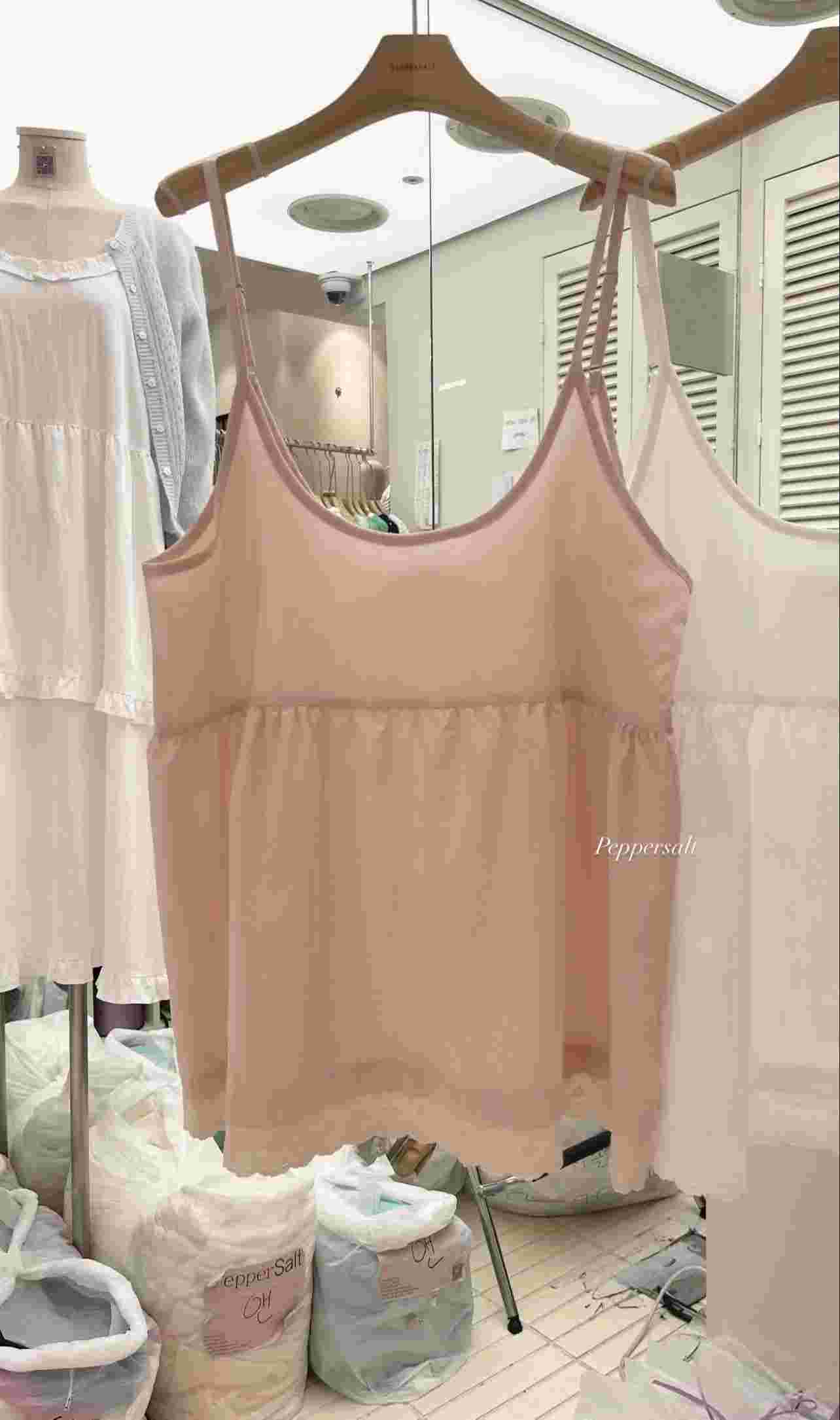 PEPPER 페페韓國代購女裝新款職業休閑時尚熱賣吊帶背心PEPPER-SEOUL吊帶/背心