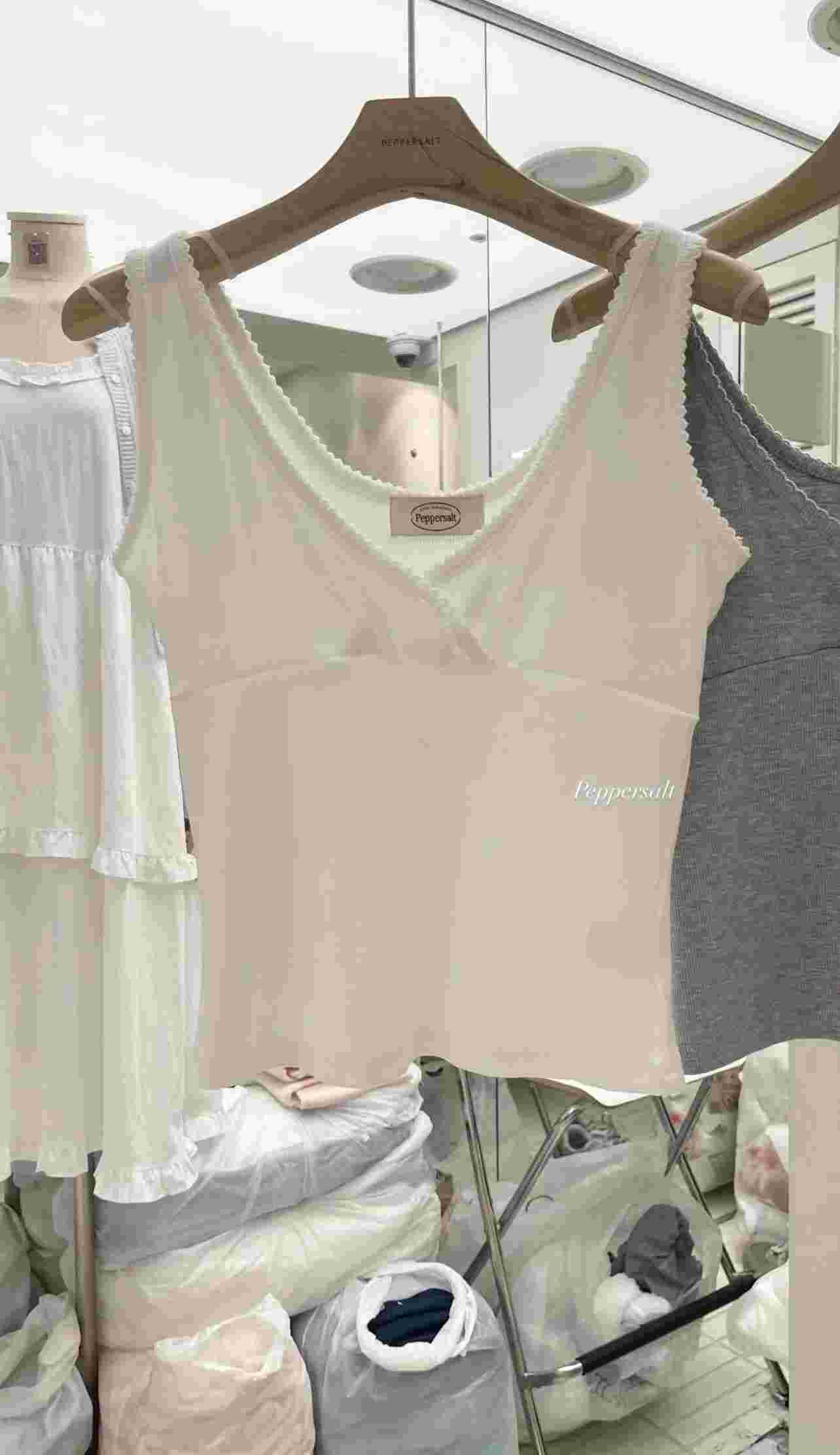 PEPPER 페페韓國直郵女裝新品職業推薦人氣26春夏吊帶背心PEPPER-SEOUL吊帶/背心