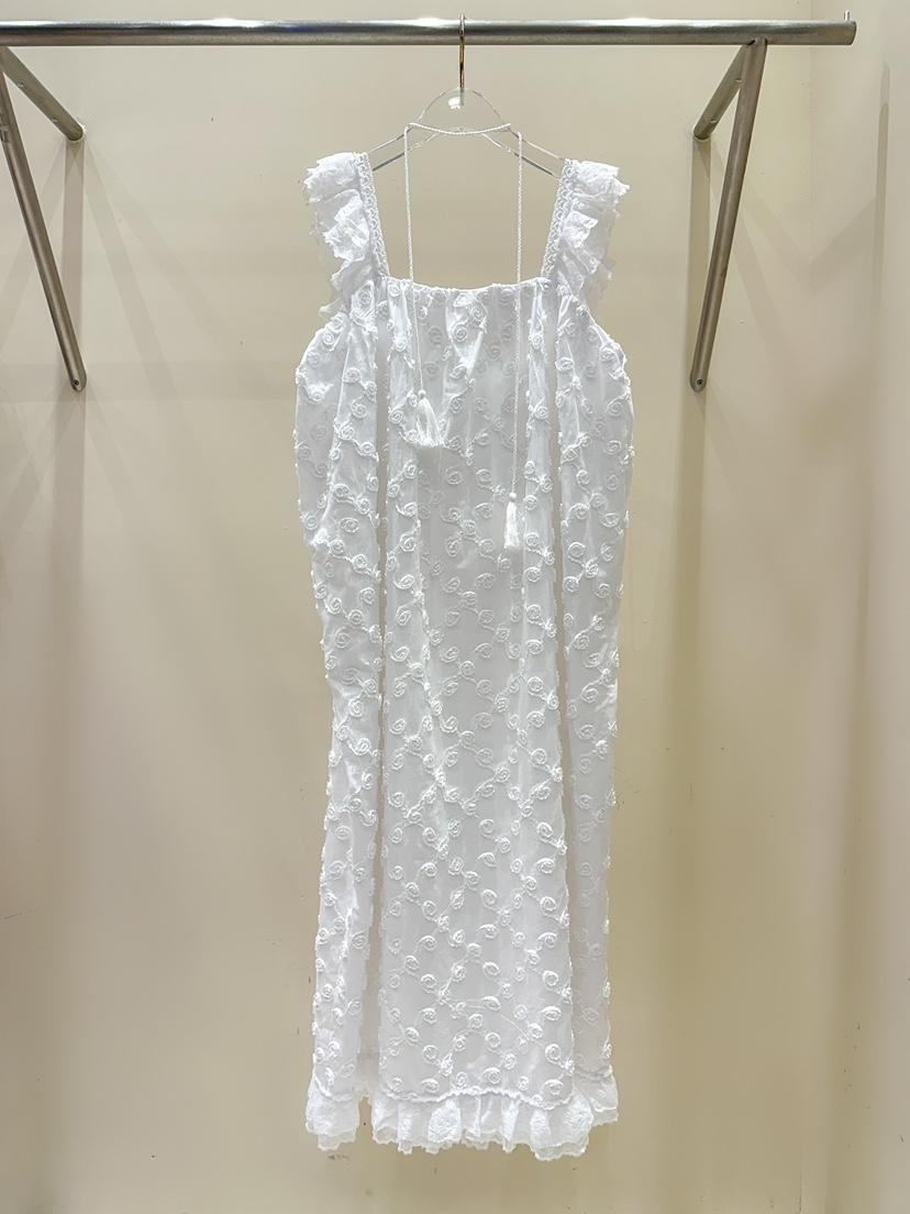 81 MARKET-L韓國直郵女裝新款時尚人氣職業連衣裙含脖帶81 MARKET-L連衣裙