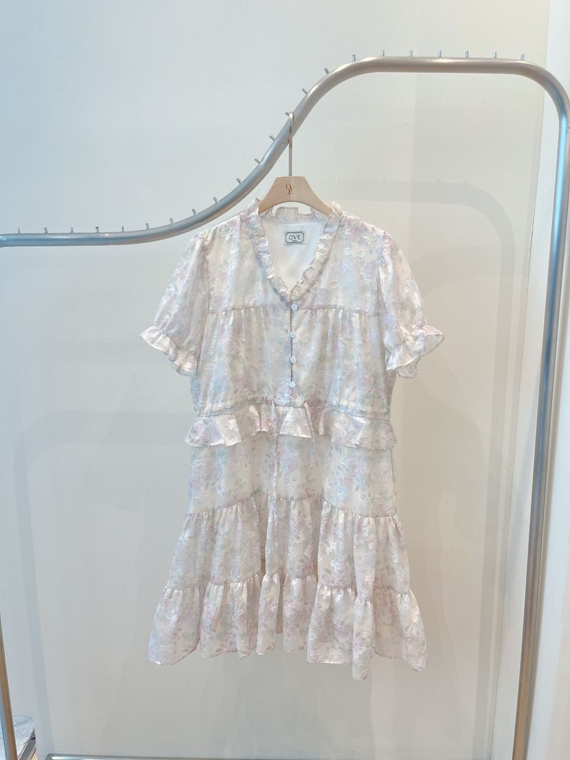 OVE韓國直郵實拍女裝新品熱賣時尚26春夏休閑推薦職業連衣裙OVE連衣裙