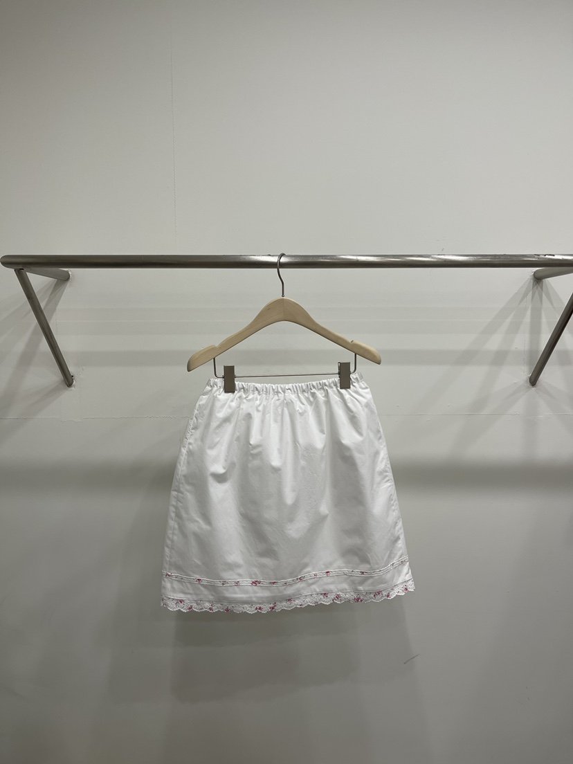 FIFTY韓國東大門直郵女裝新款時尚職業熱賣26春夏半身裙中短裙FIFTY半身裙/中短裙