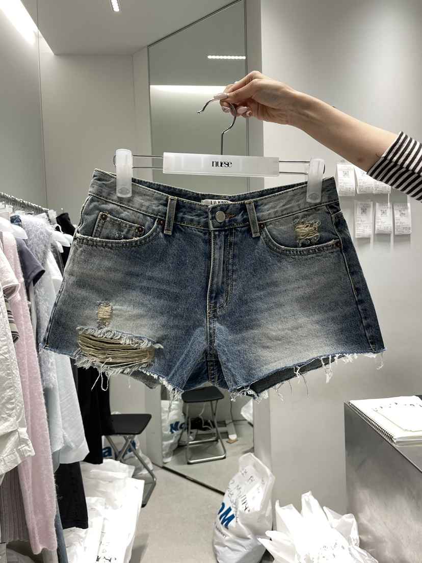 NUESE韓國東大門直郵女裝新品26春夏推薦職業休閑短褲短款NUESE短褲