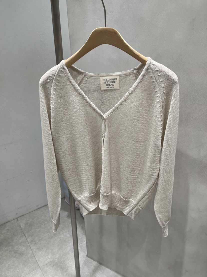 EVERCOMMERCE METICULOUSLY DESIGNED韓國直郵實拍女裝新款休閑針織衫EVERCOMMERCE METICULOUSLY DESIGNED針織衫