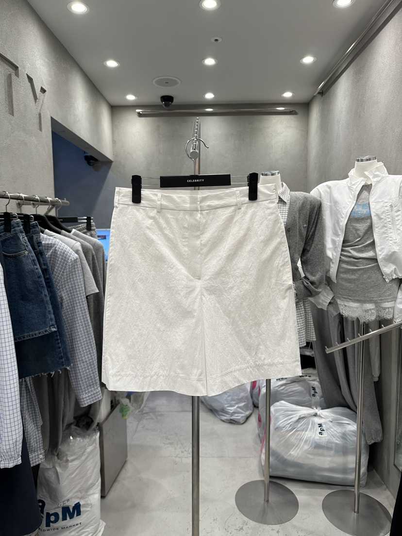 CELEBRITY-A韓國直郵女裝新款人氣推薦休閑職業熱賣短褲CELEBRITY-A短褲