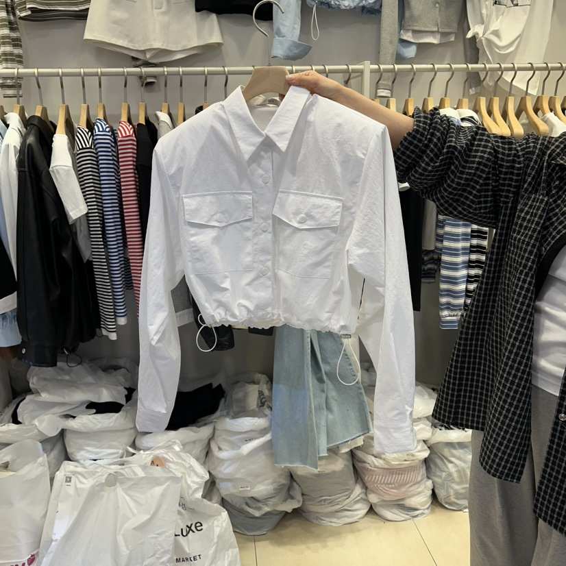 Q C韓國直郵女裝新款熱賣推薦職業人氣襯衫蕾絲衫防風衣Republlc of qc襯衫/蕾絲衫