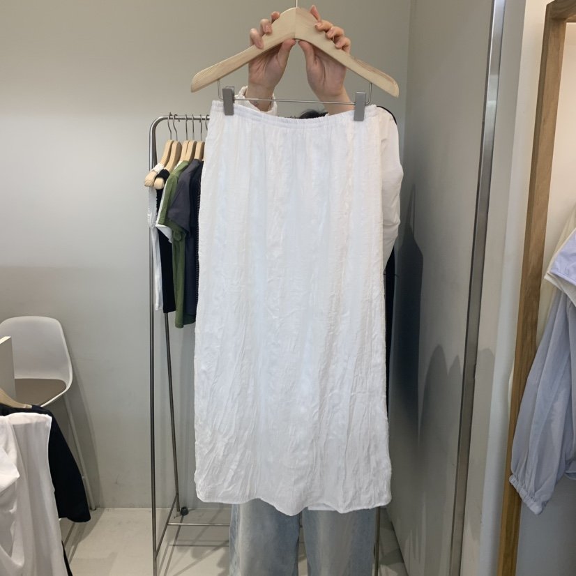 OUTRENE韓國直郵實拍女裝新品人氣休閑26春夏推薦長裙褶皺OUTRENE長裙