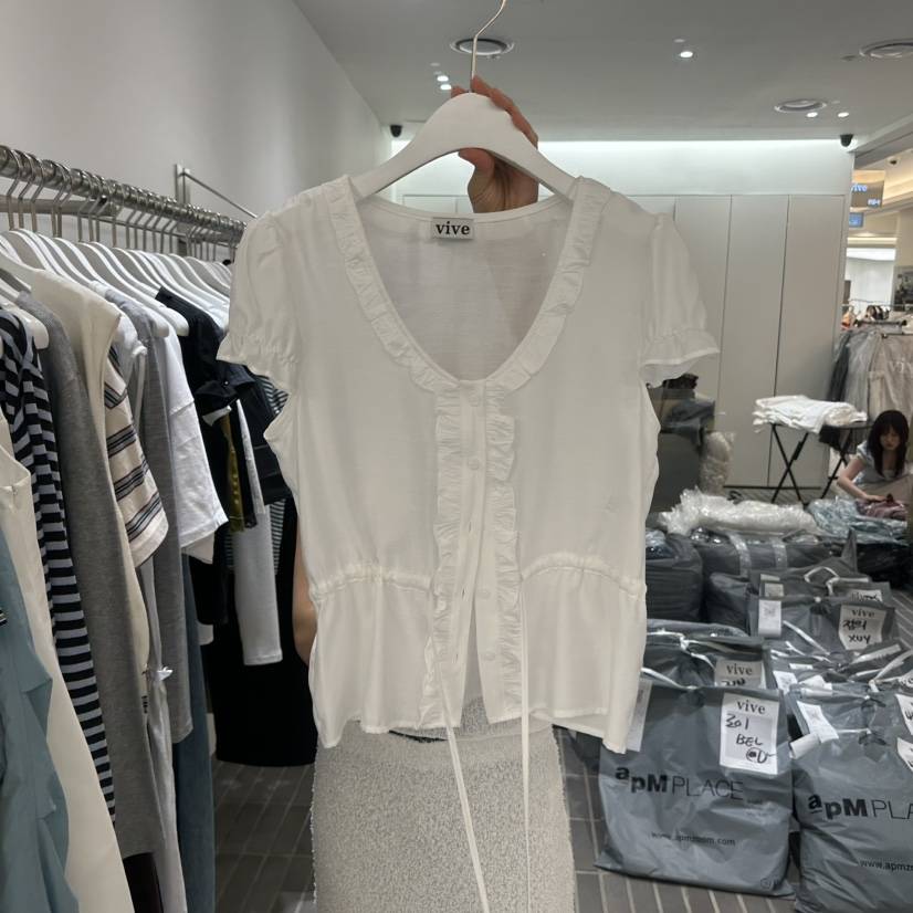 VIVE韓國東大門直郵女士新款時尚職業人氣推薦襯衫蕾絲衫VIVE襯衫/蕾絲衫