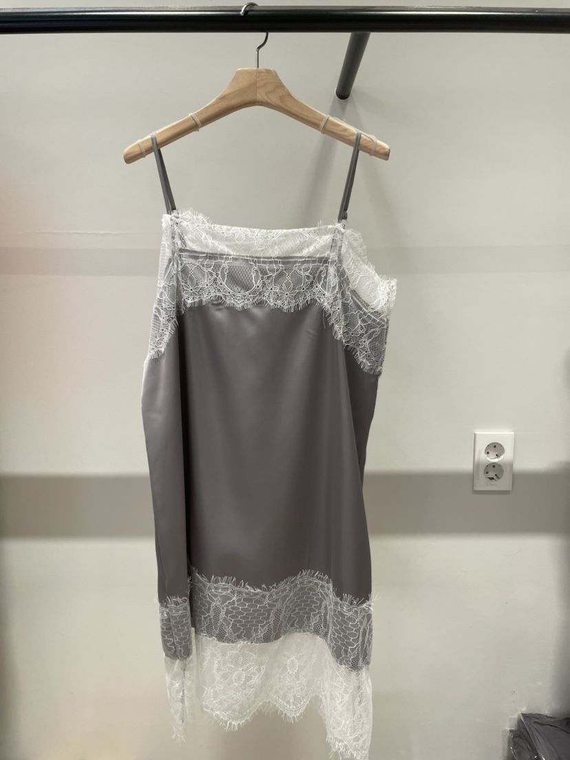 ORMORE韓國東大門直郵女士新款熱賣時尚休閑26春夏連衣裙ORMORE連衣裙