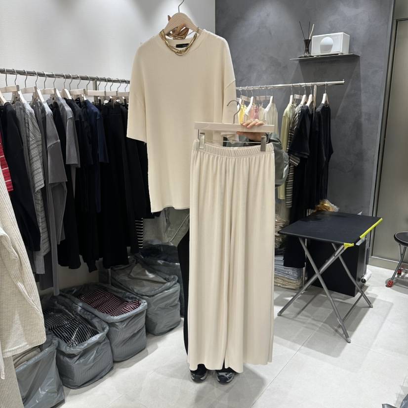 OPEN韓國東大門代購女裝新品職業推薦人氣熱賣套裝套裝褶裥OPEN套裝