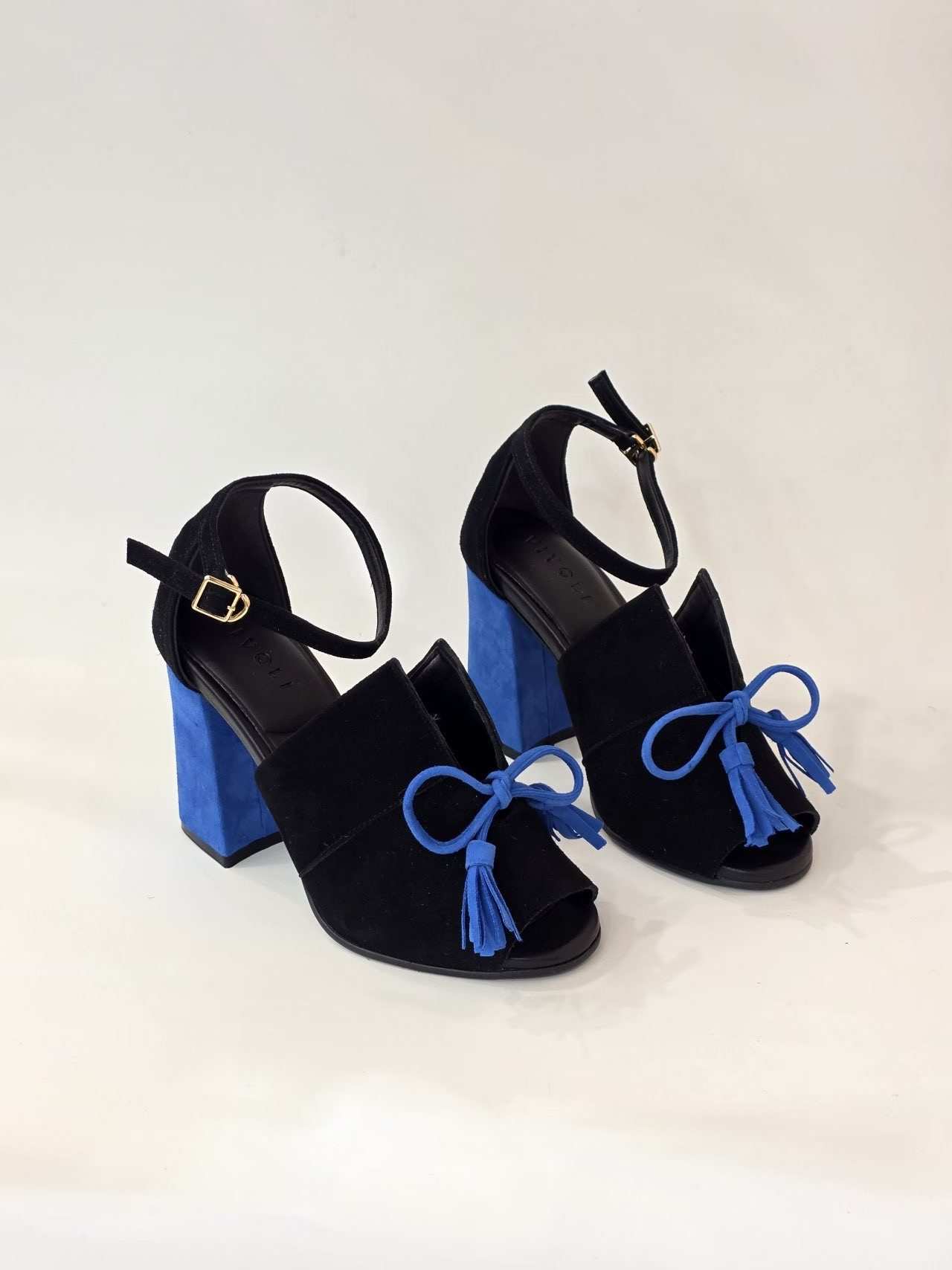 에일린-N韓國直郵女裝新品時尚26春夏休閑推薦熱賣涼鞋拖鞋Aileen涼鞋/拖鞋