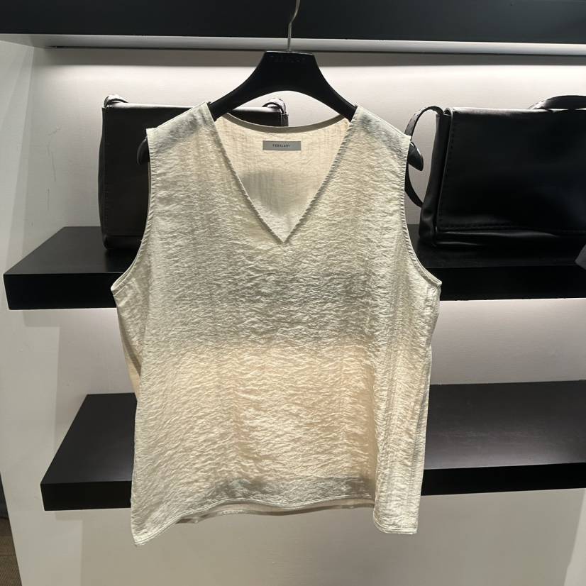 FEBRUARY 11韓國東大門代購女裝新款熱賣休閑時尚吊帶背心FEBRUARY 11吊帶/背心