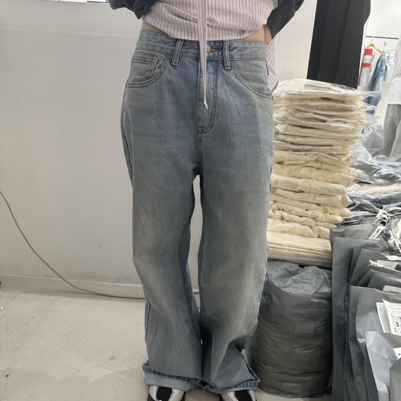 CONNAUGHT/DAILYJUD韓國東大門直郵女士新款推薦牛仔褲喇叭CONNAUGHT/DAILYJUD牛仔褲