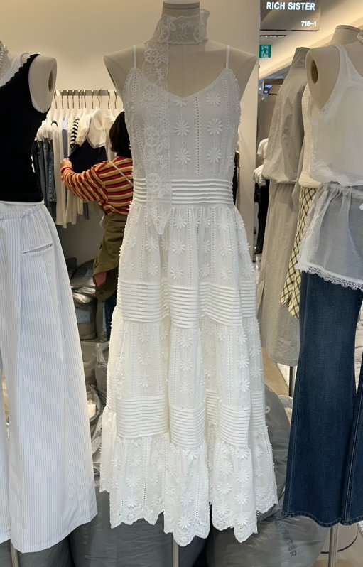 RICH SISTER韓國代購女裝新品熱賣26春夏連衣裙含脖帶花朵RICH SISTER連衣裙