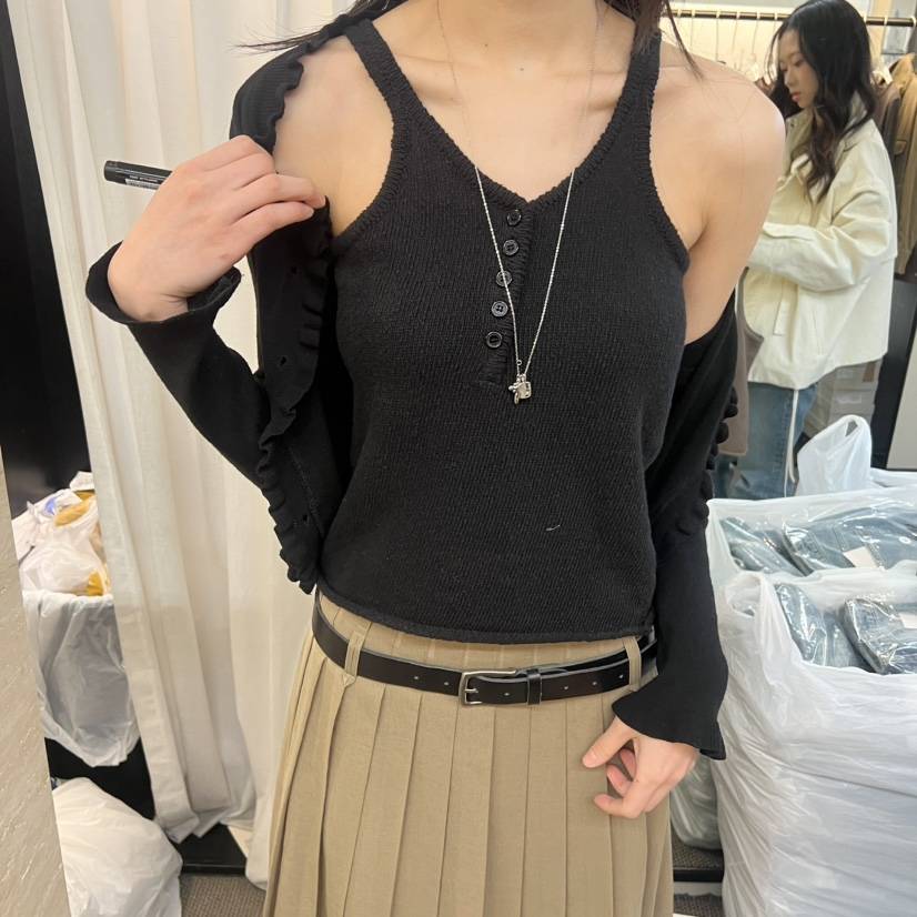 MORE THAN YESTERDAY/LOVE YOU SO MUCH韓國東大門直郵女裝新款職業吊帶背心LYSM/MORE THAN YESTERDAY吊帶/背心