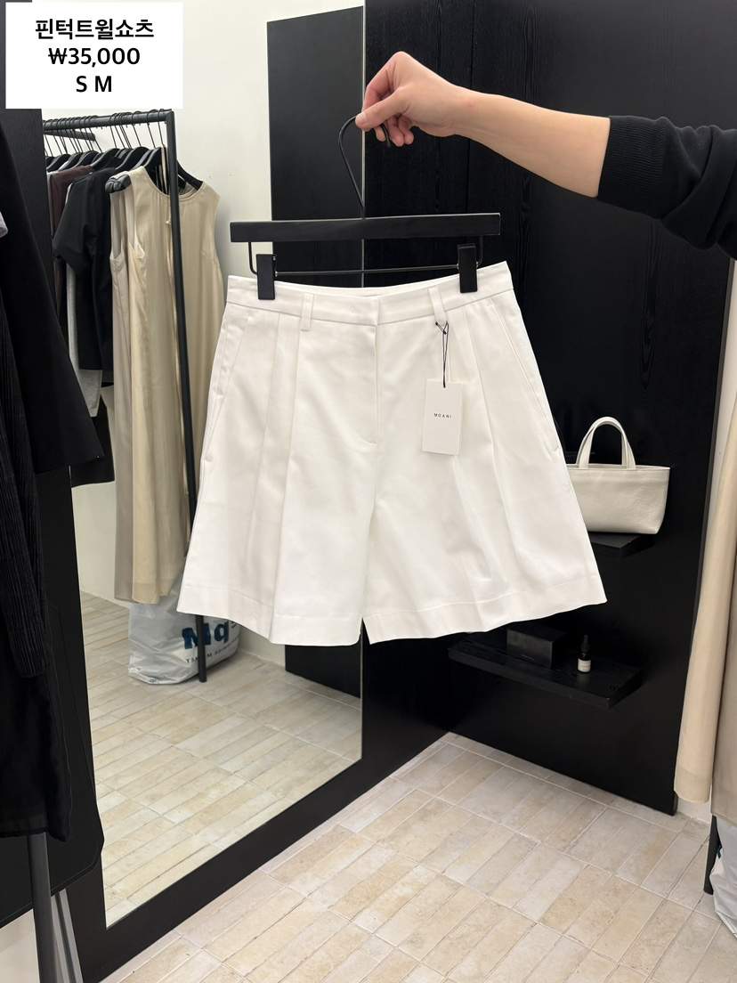 MOANI韓國直郵女士新款人氣26春夏休閑推薦熱賣職業短褲褶裥MOANI短褲