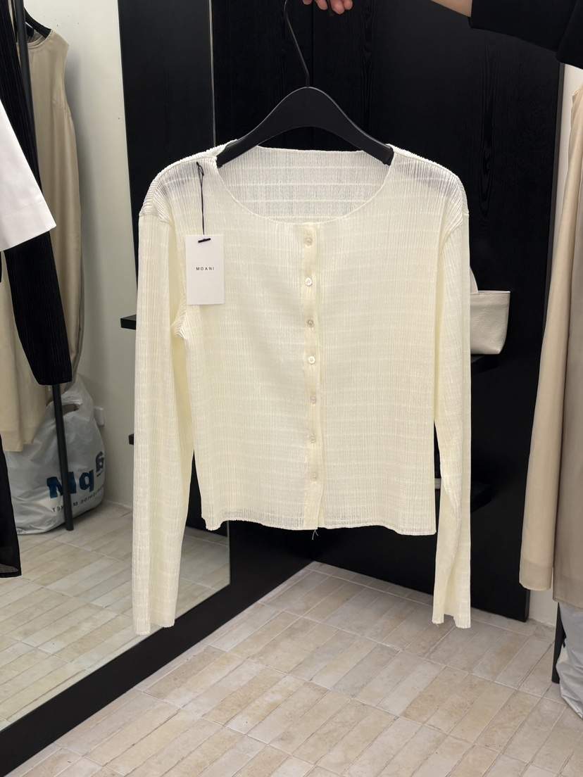 MOANI韓國東大門直郵女裝新品推薦人氣職業針織衫褶裥開衫MOANI針織衫