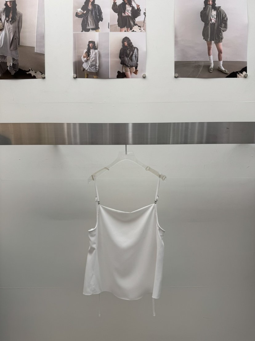 AMOOD韓國代購女裝新品人氣職業26春夏熱賣推薦時尚吊帶背心AMOOD吊帶/背心