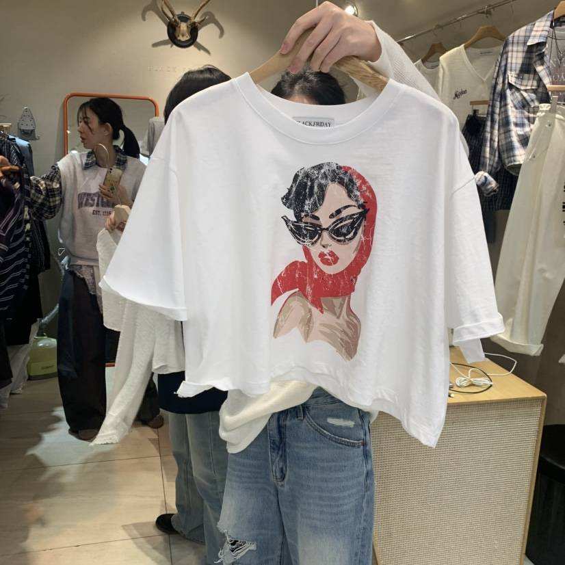 BLACKFRIDAY韓國代購女裝新款熱賣時尚推薦職業26春夏T恤BLACK FRIDAYT恤