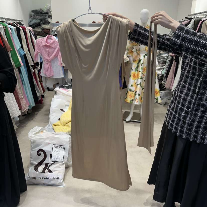 SENSIBLE-S韓國直郵實拍女裝新款人氣時尚休閑連衣裙含腰帶SENSIBLE連衣裙