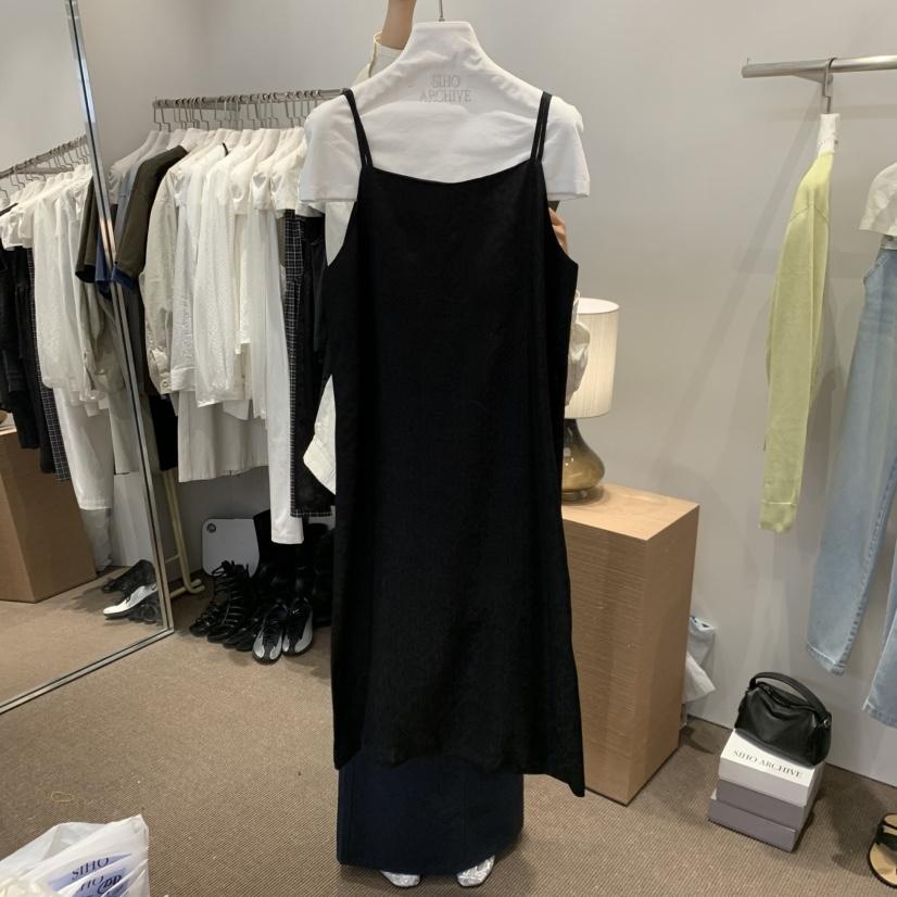 SIHO ARCHIVE韓國直郵女裝新品熱賣26春夏時尚推薦連衣裙SIHO ARCHIVE連衣裙