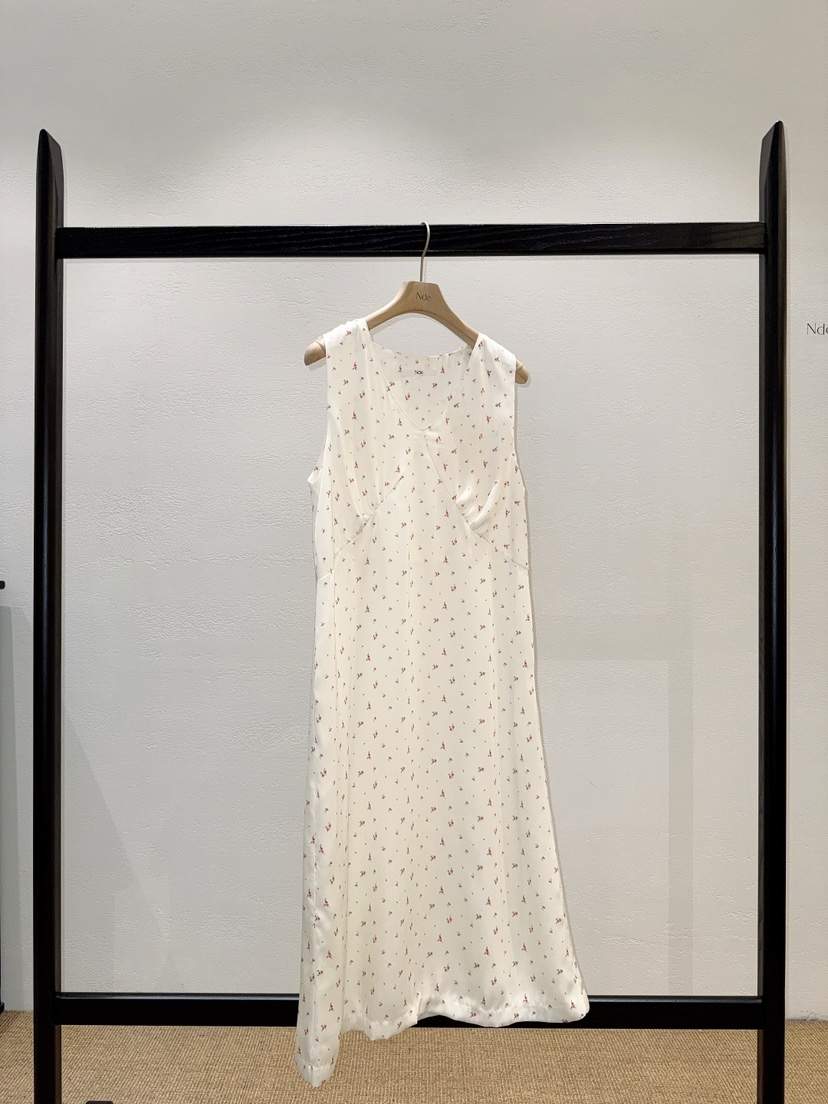 NDE韓國東大門直郵女裝新款時尚人氣26春夏熱賣連衣裙小花BOHEME_NDE連衣裙