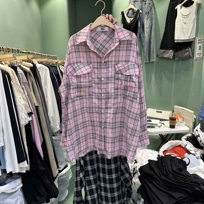 ROMANTIC NEWYORK韓國直郵女裝新款熱賣襯衫蕾絲衫復古格紋ROMANTIC NEWYORK襯衫/蕾絲衫