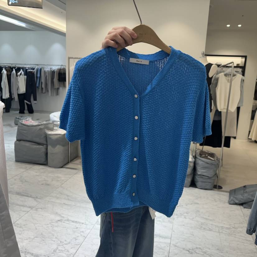 BLUEI-D/N SHARP韓國代購女士新款熱賣推薦人氣針織衫Blue i-d/N SHARP針織衫