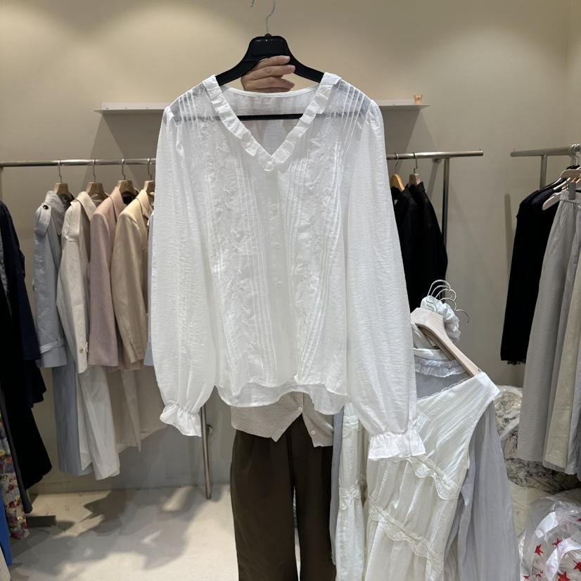 HER/PLAYLIST韓國代購女士新款人氣休閑襯衫蕾絲衫刺繡繡花HER/PLAYLIST襯衫/蕾絲衫