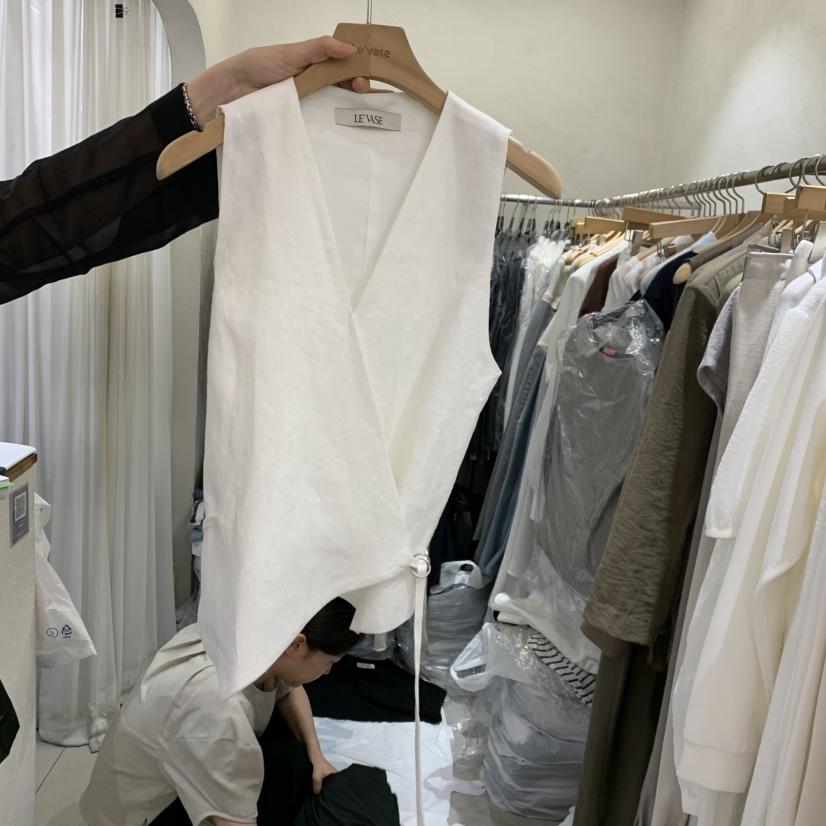 LE VASE韓國直郵實拍女士新品時尚職業推薦26春夏馬甲亞麻LE VASE馬甲