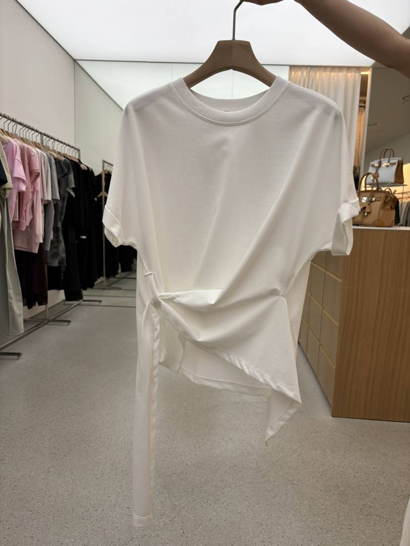 JUJU韓國直郵女裝新款人氣職業26春夏推薦休閑熱賣時尚T恤JUJUT恤