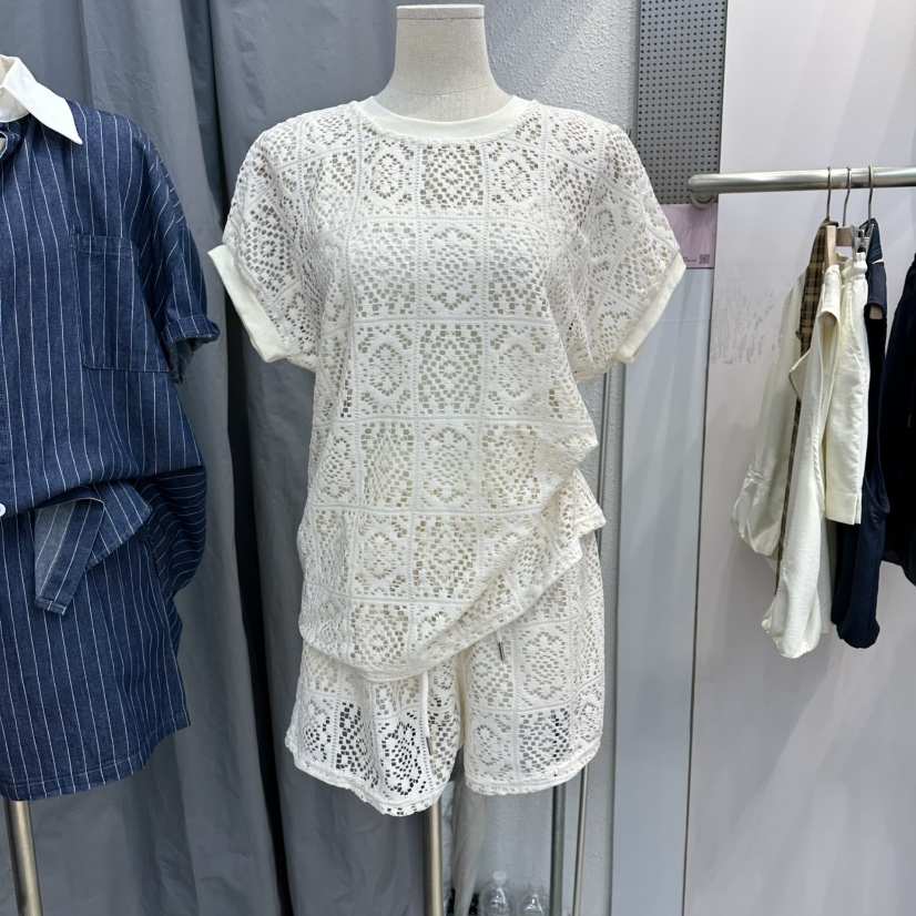 BLOOM韓國直郵實拍女士新品時尚休閑人氣套裝三件套套裝蕾絲BLOOM-Q套裝