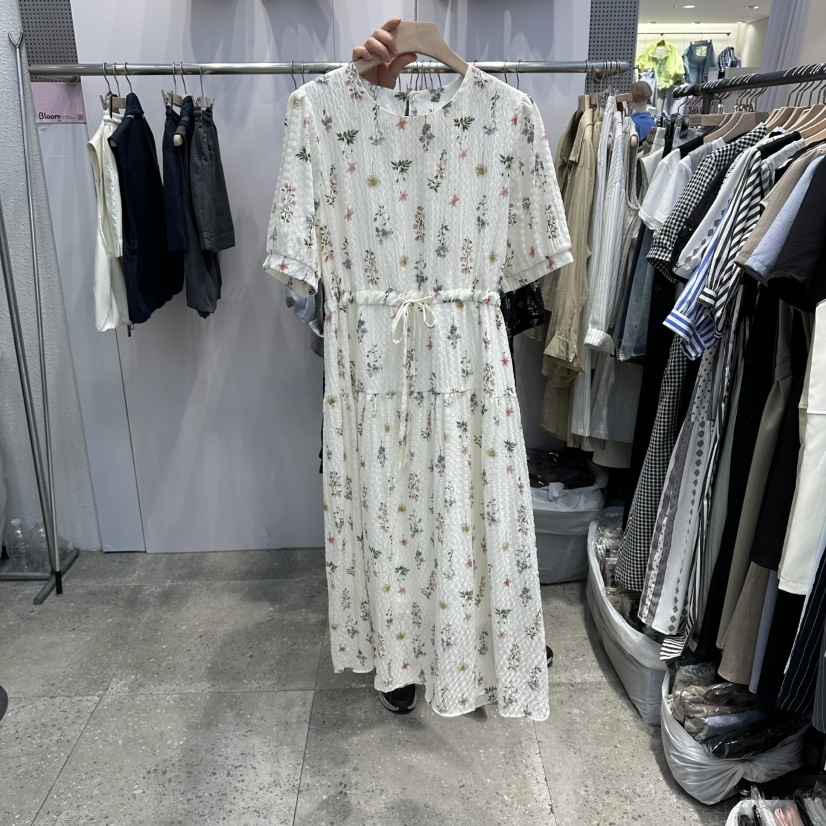 BLOOM韓國東大門代購女士新款時尚推薦人氣26春夏熱賣連衣裙BLOOM-Q連衣裙