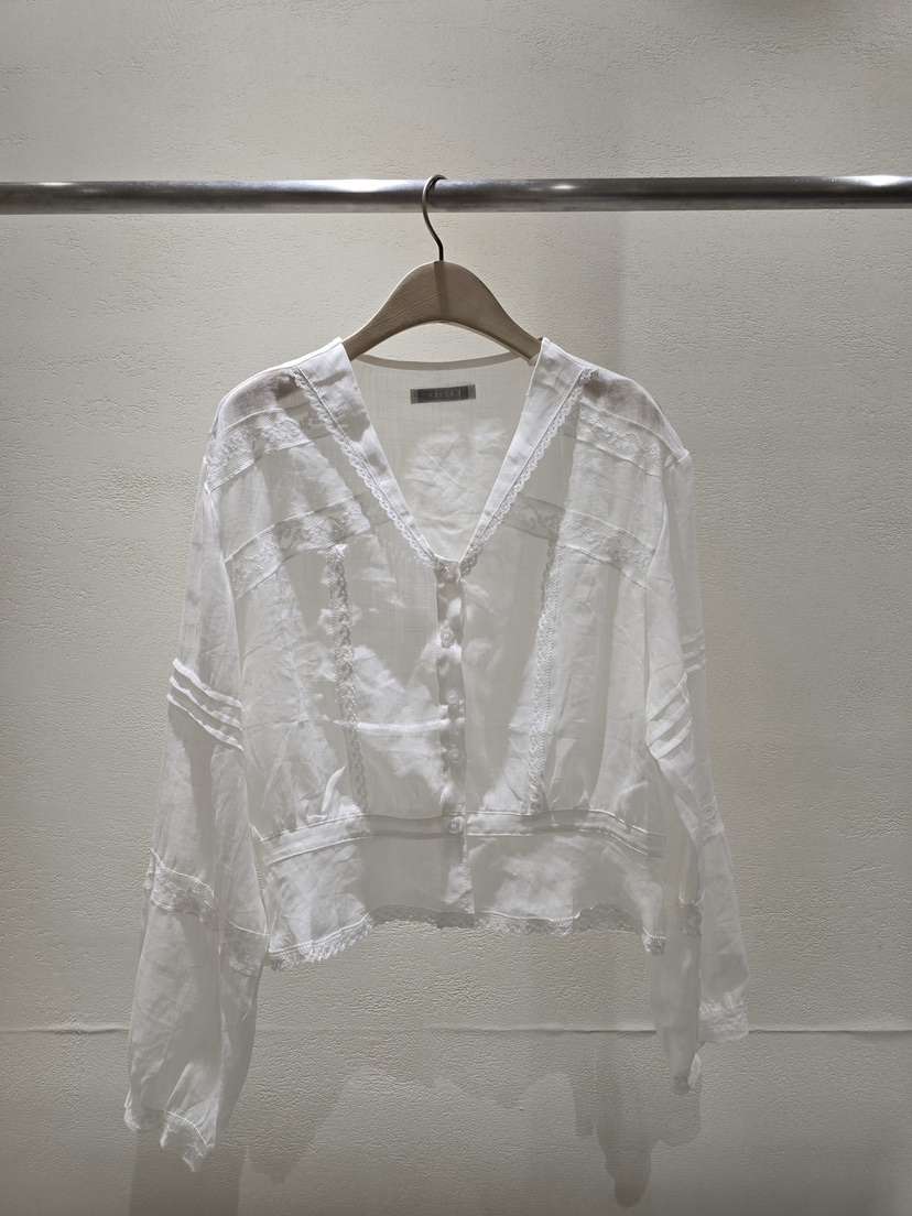 LIKEVAM韓國東大門直郵女裝新品熱賣推薦26春夏襯衫蕾絲衫LIKEVAM襯衫/蕾絲衫