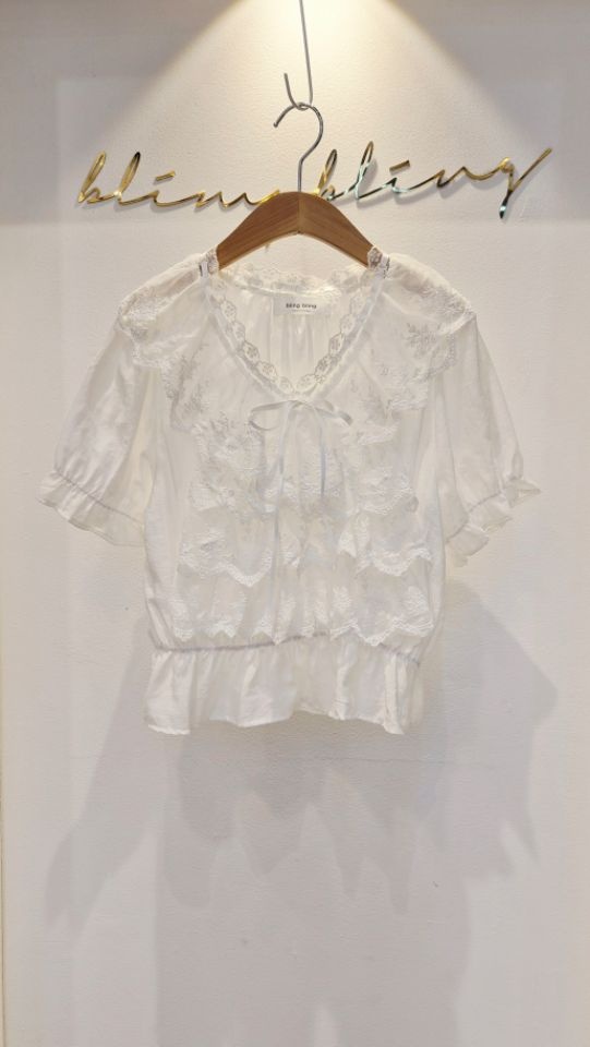 BLING BLING-S/RICO韓國東大門直郵女裝新款26春夏襯衫蕾絲衫V領蕾絲BLING BLING-S/RICO襯衫/蕾絲衫