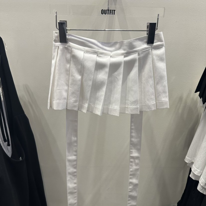 OUTFIT東大門代購女士新品真品時尚休閑人氣推薦26春夏短裙OUTFIT短裙