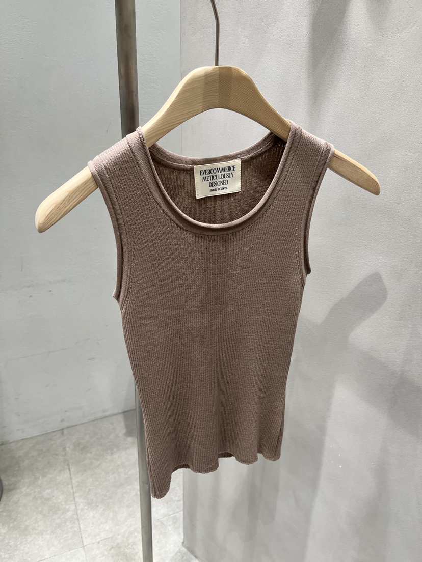 EVERCOMMERCE METICULOUSLY DESIGNED韓國東大門直郵女士新款26春夏吊帶背心EVERCOMMERCE METICULOUSLY DESIGNED吊帶/背心