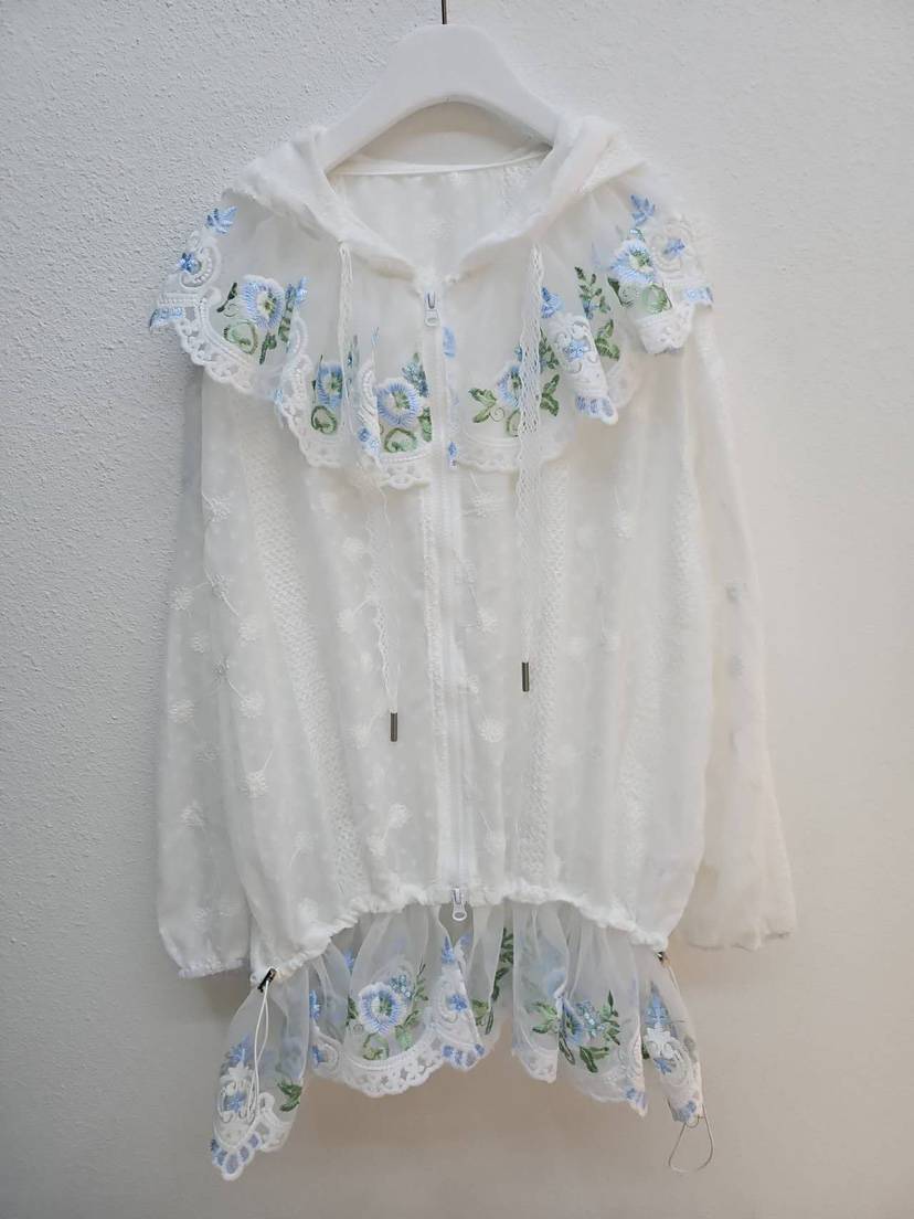 REDPIG韓國東大門代購女裝新款熱賣人氣職業襯衫蕾絲衫兜帽Red Pig襯衫/蕾絲衫