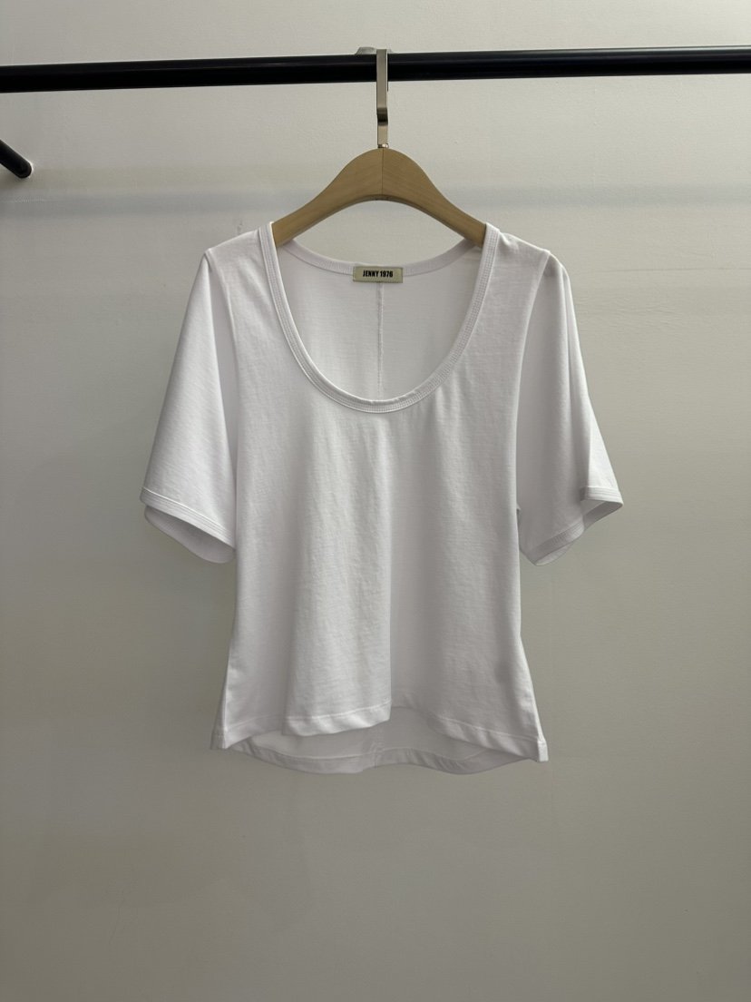 JENNY 1976韓國東大門直郵女士新款職業人氣26春夏熱賣T恤JENNY 1976T恤