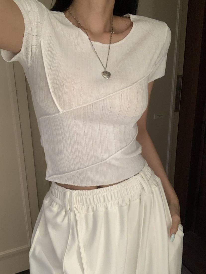 BADCALM韓國直郵女士新品推薦時尚休閑熱賣26春夏T恤鏤空BADCALMT恤