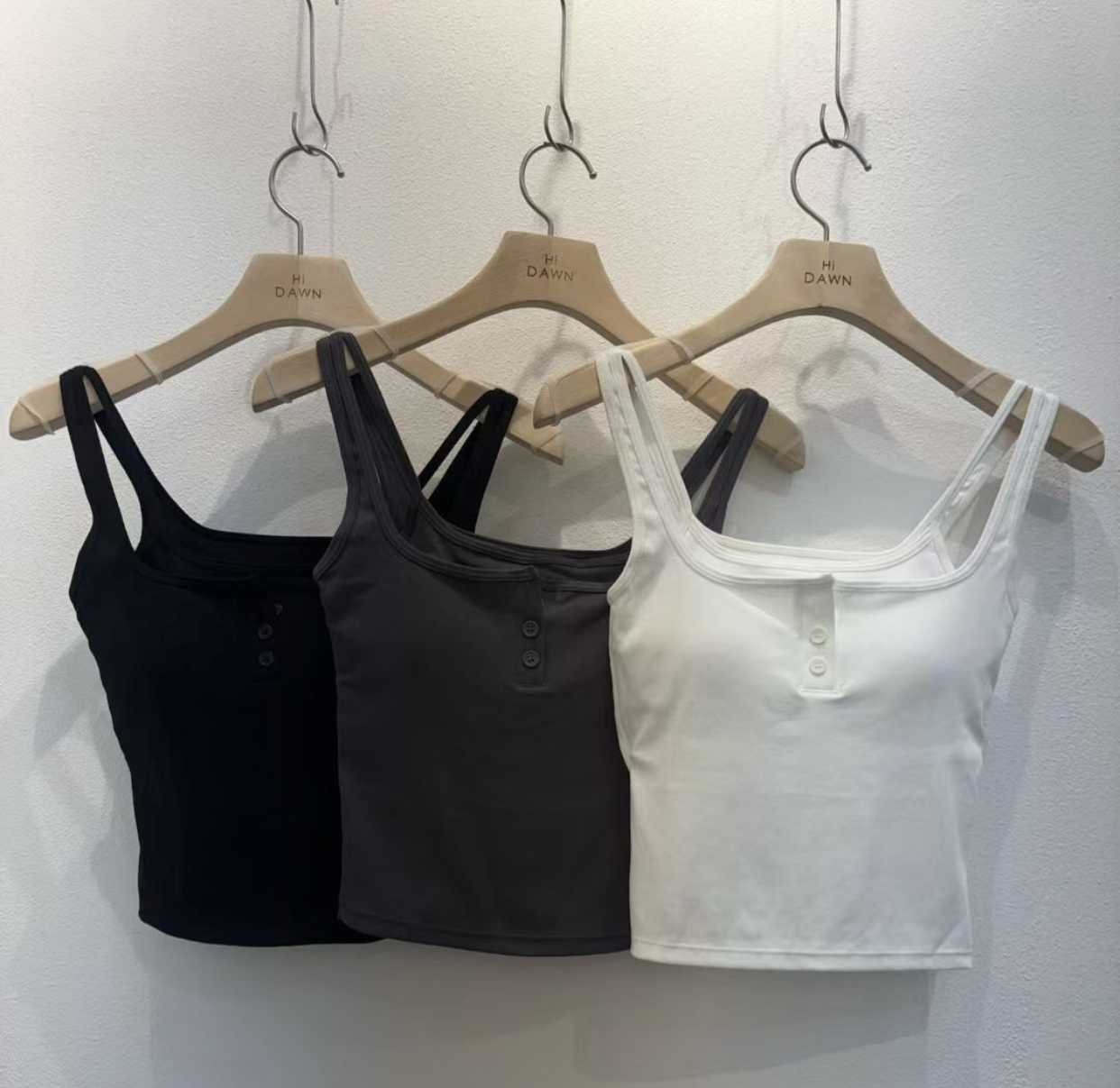 ATTIC韓國直郵實拍女士新品26春夏時尚推薦人氣職業吊帶背心ATTIC吊帶/背心